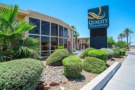 hotels in youngtown az.